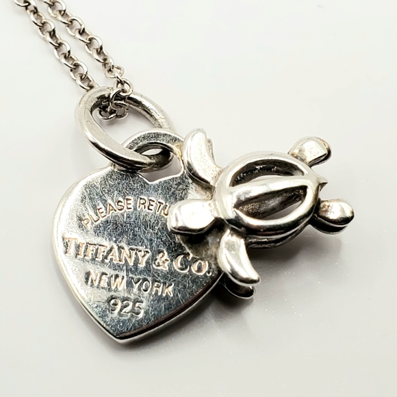 Return to Tiffany Barry Marlow small heart/sea turtle - Picture 4 of 6
